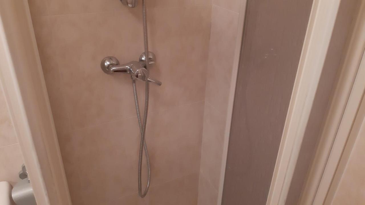 Piso Tranquilo Ponferradaアパートメント エクステリア 写真